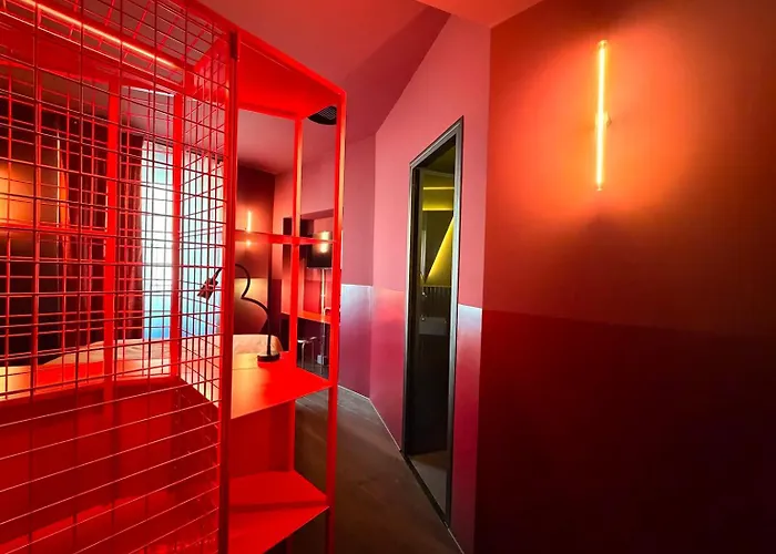 Chroma Design 4* Roma